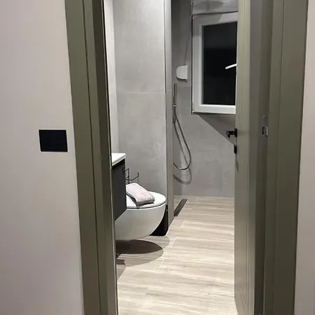 Apt Studios Himara