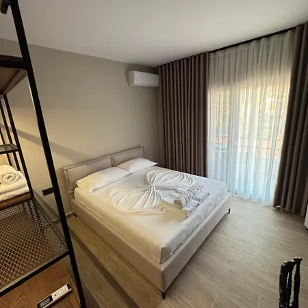 Apt Studios Himara * Himarë