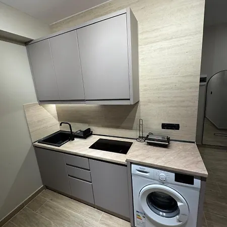 Apt Studios Himara Daire