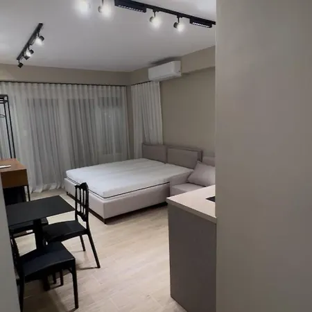 Apt Studios Himara Himarë