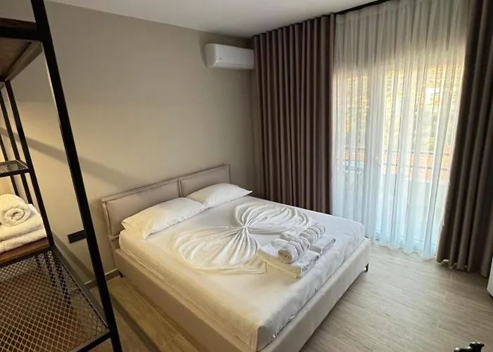 Apt Studios Himara * Himarë