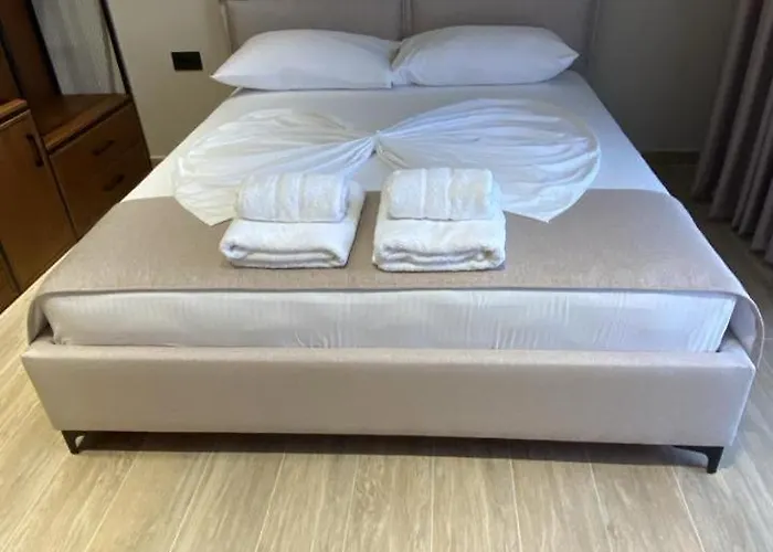 Apt Studios Himara * Himarë