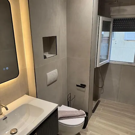 Apt Studios Himara Himarë