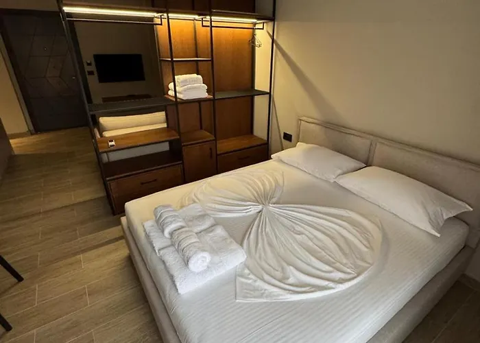 Apt Studios Himara *